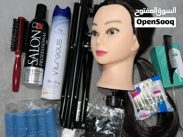 منتجات وأدوات تعليم تسريحات الشعر