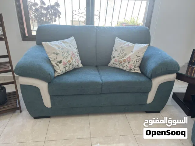 طقم ضيوف و طقم صالون و طاولة سفرة للبيع