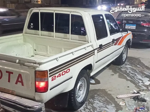Used Toyota Hilux in North Sinai
