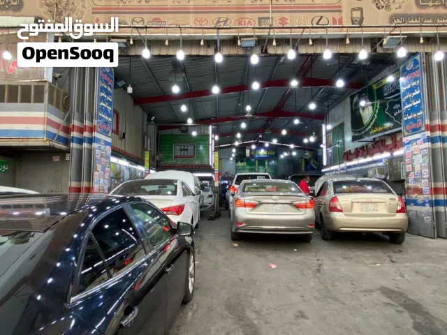 ورشة متخصصة في صيانة وإصلاح جميع أنواع السيارات في جدة