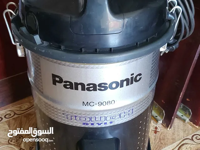 للبيع مكنسة كهربائية نوعيه Panasonic الاصلي عادها شفطها قوي جدآ نضيف كرت جميع توبعها موجوده بسعر