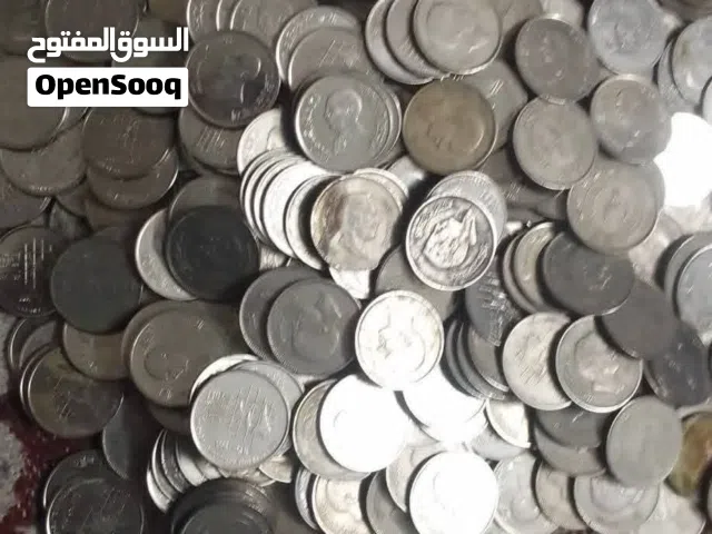 قرشان ونصف ثلاث اصدارات مختلفه وقروش