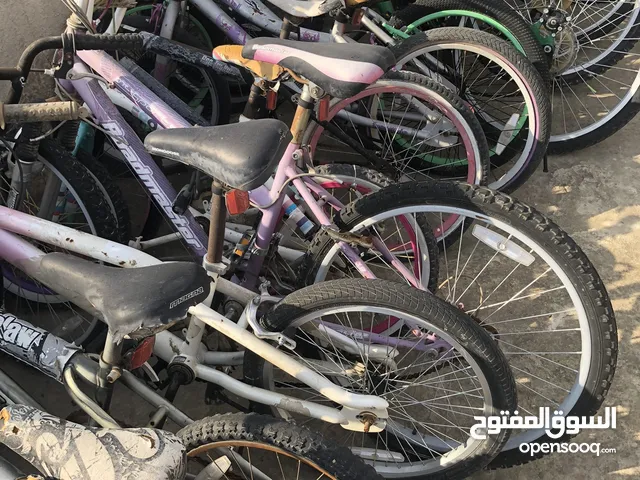 20 بسكليت وارد امريكي احجام مختلفه ( نوعيه ممتازه) للبيع الكميه كامله. يرجى قراءه الإعلان كاملًا