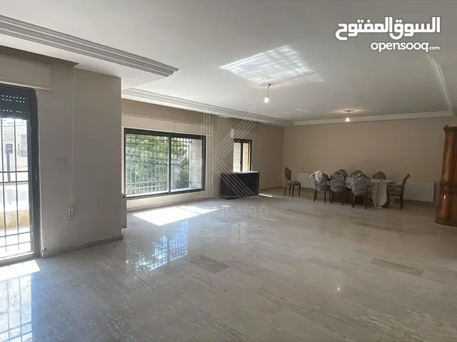 247 m2 3 Bedrooms Apartments for Sale in Amman Al Kursi