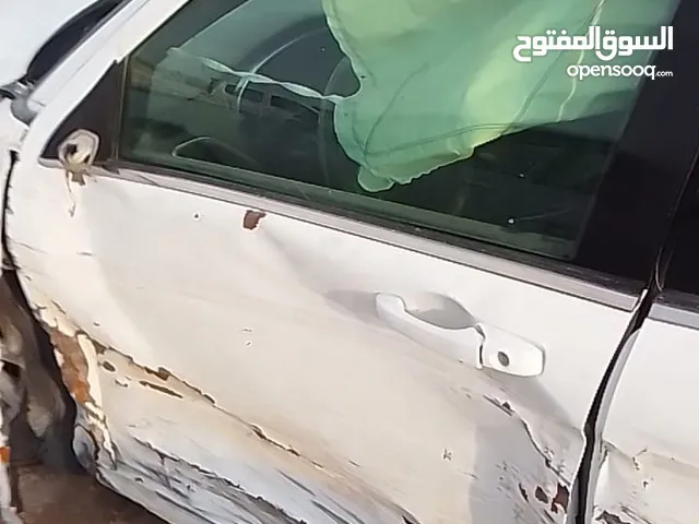 كرايسلر c200 للبيع قطعة واحدة