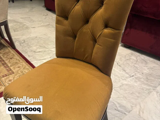 للبيع كراسي سفرة فخمة جداً (شبه جديدة) - قماش مخمل ممتاز