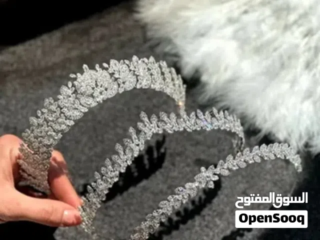 تاج عروس فاخر من الكريستال: تاج عروس ملكي كريستال فاخرصناعة يدوية