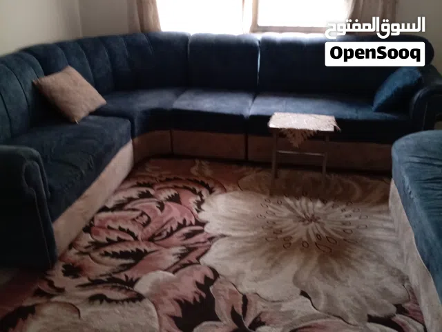 طقم للبيع