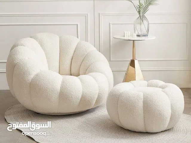 كرسي مع طابوريه