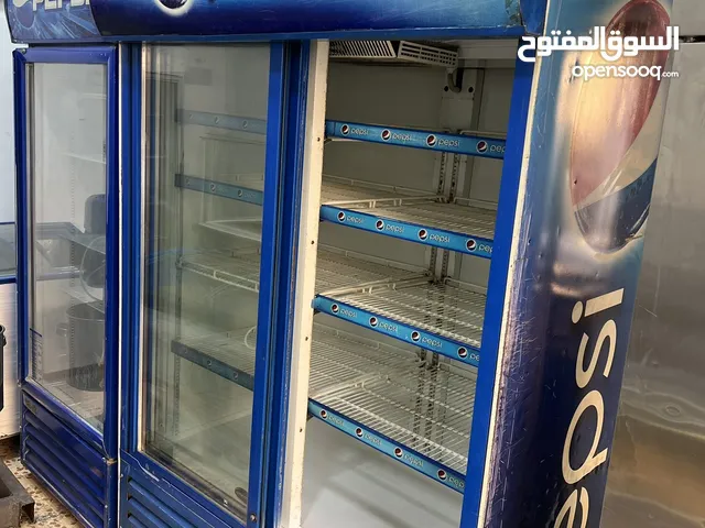 ثلاجه بيبسي بابين حجم جامبو ماتور ختم الشركه بحاله جيده وبسعر مناسب