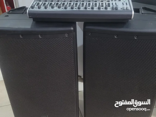 Bundle: 2x JBL EON612 12′′ Powered PA + Own Mixer, Mics, Headphones & Stands – Good Condition