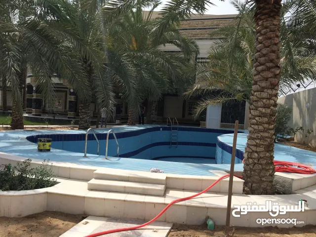 5000 m2 More than 6 bedrooms Villa for Rent in Basra Baradi'yah