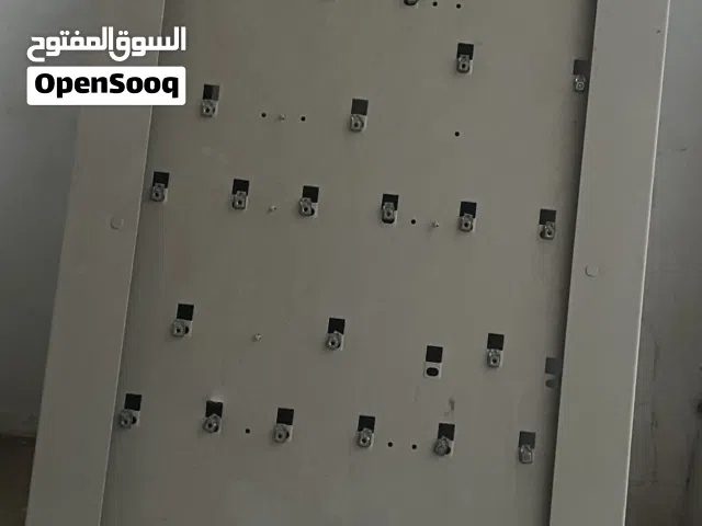 بوكس ساعات كهرباء يحمل 8 ساعات أو اكتر