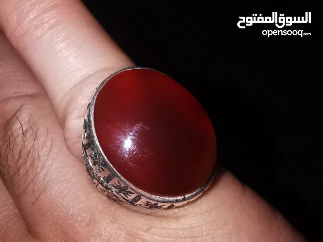 خاتم من العقيق اليماني