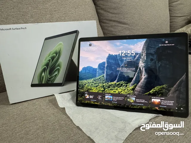 جهاز Surface Pro 9 – معالج Core i5 – شاشة لمس 13 إنش – بحالة ممتازة – فرصة ممتازة!