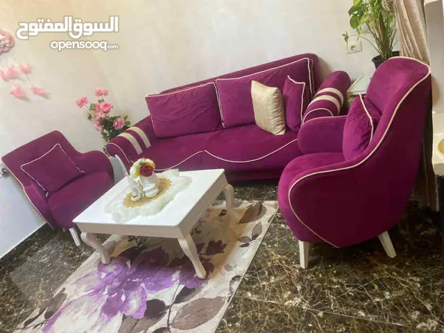 صالون للبيع استعمال نظيف