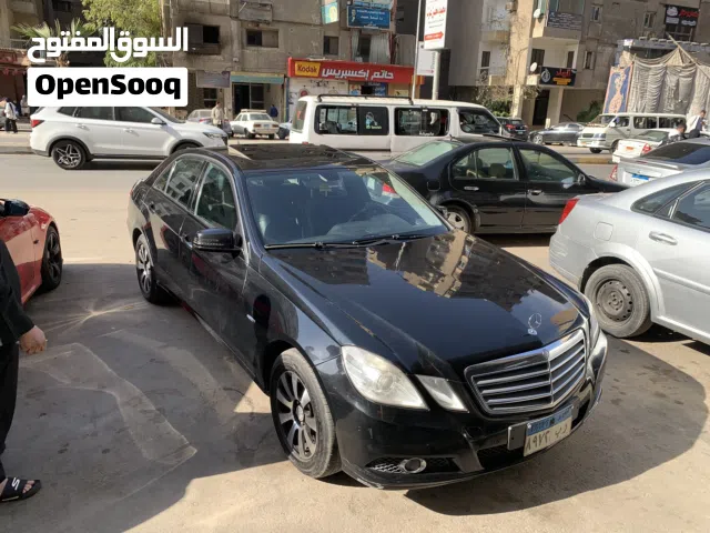 2010 مرسيدس بنز الفئة-E E 250