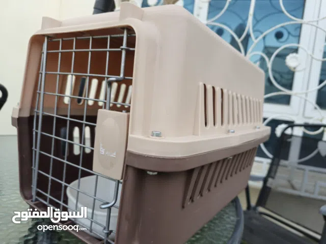 Pet Carrier / Travel Crate for Cats & Small Dogs – Very Good Condition