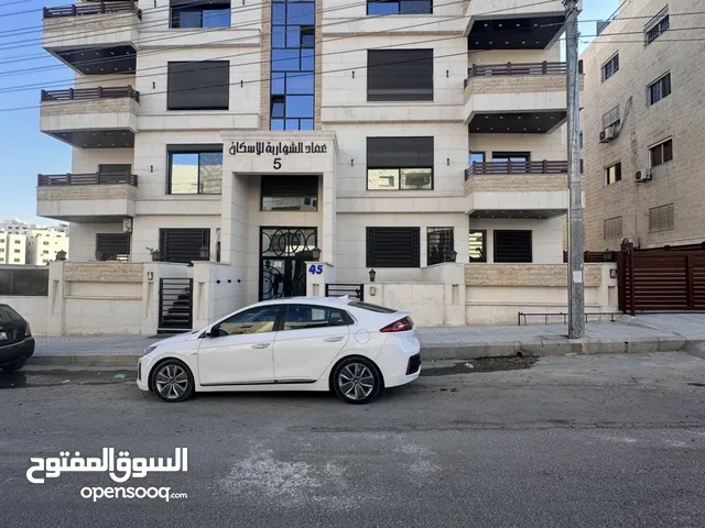 شقة جديدة غير مسكونة للبيع في طبربور مع مكيفات جداد و مطبخ راكب