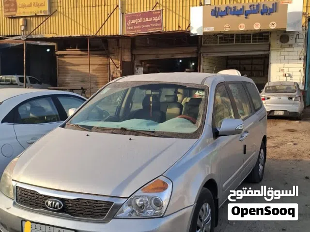 2012 Kia Carnival MPV Standard