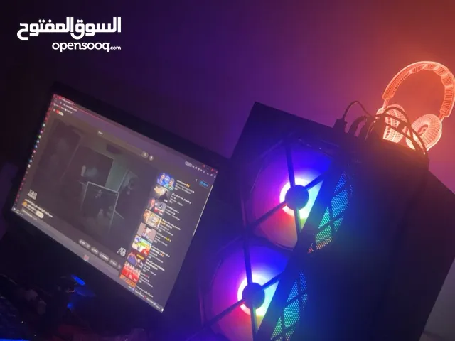 كمبيوتر بحالة ممتازة وبمواصفات مميزة