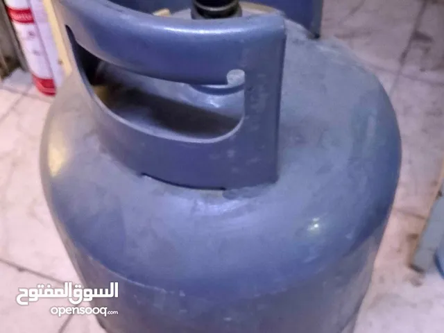 بوتاجاز سطحي استعمال خفيف يعمل إشعال زاتي بكرتونته مع جره غاز13دينار العنوان الجليب على السادس مقابل