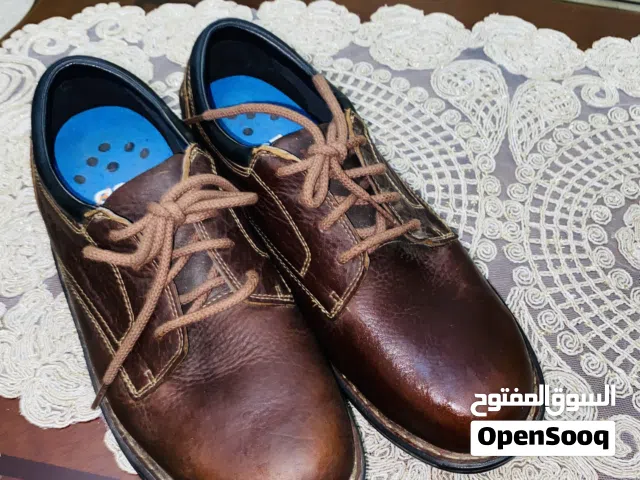 (حذاء) أعزكم الله   كندرة تمبرلاند أصلية مقاس 42