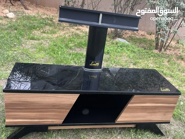 طاولة تلفزيون للبيع