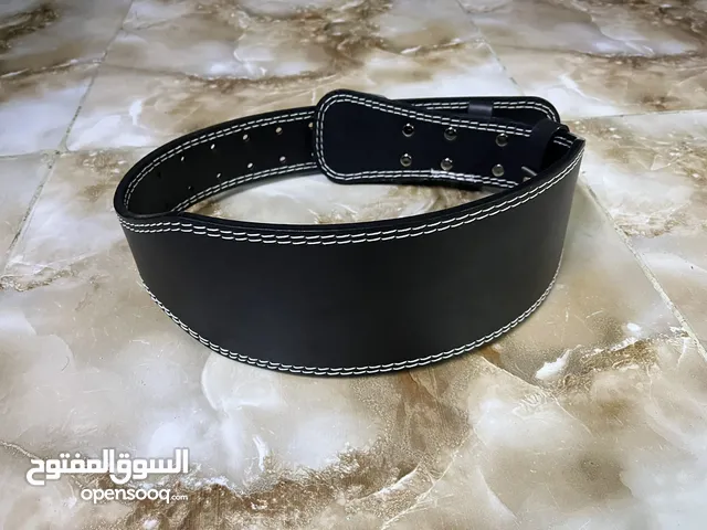 حزام لرفع الأوزان ويستعمل مشد للبطن لون اسود