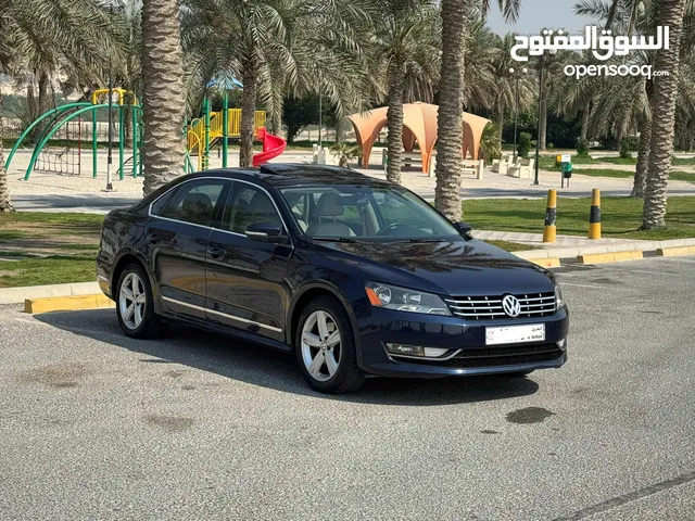 Volkswagen Passat 2013 (Blue)