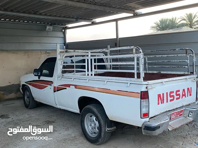 Toyota Hiace Standard in Al Batinah