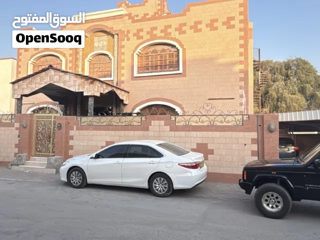 328049 m2 More than 6 bedrooms Townhouse for Sale in Muscat Al-Hail