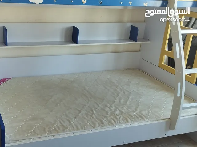Children's (bunk) bed