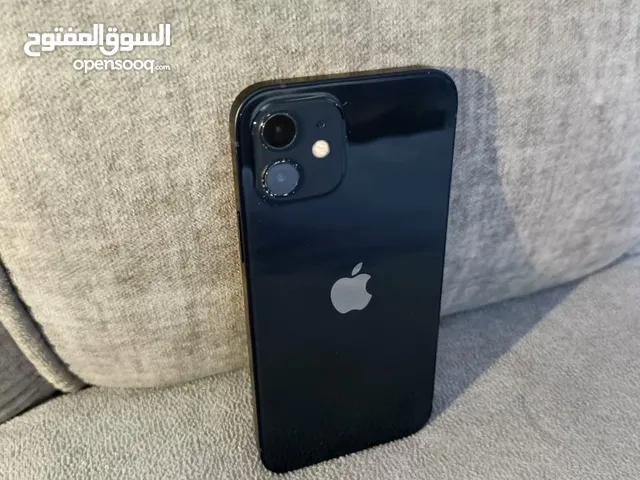 ايفون 12 مستعمل بحالة جدا ممتازة مع الشاحن الاصلي وبطاريته 83% وسماعات التلفون
