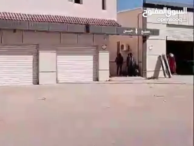 مبني تجاري متكامل واجهة ع الرئيسي دخل13000الف صيانة كاملة كاميرات مراقبة