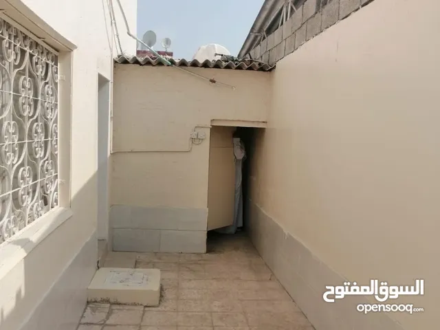 4000 ft 4 Bedrooms Townhouse for Rent in Sharjah Other