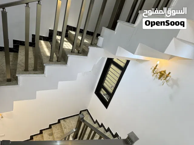 150 m2 2 Bedrooms Townhouse for Rent in Basra Baradi'yah