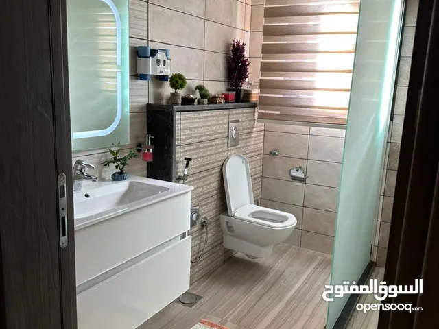 200m2 3 Bedrooms Apartments for Rent in Tripoli Bin Ashour