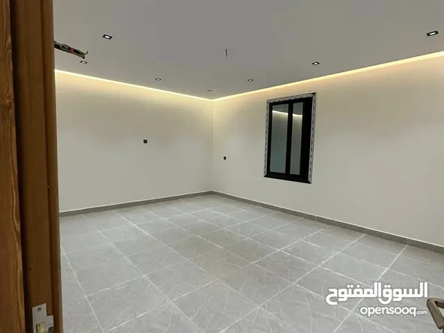 260 m2 5 Bedrooms Apartments for Rent in Al Madinah Shuran