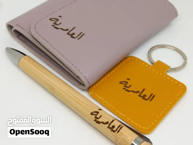 كتابة على المحفظة