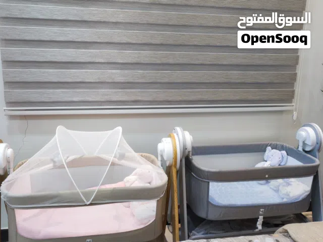 سرير اطفال عدد 2 للبيع