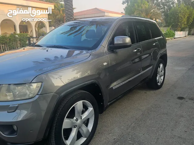 2012 Model Jeep Grand Cherokee Limited. 5.7, 8 cylinder