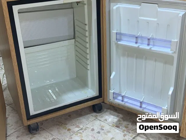 ثلاجات مكتب عدد4