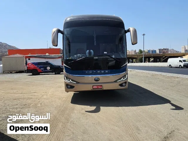 Bus rental oman, we provide bus and mini van with driver daily and weekly basis for rent,