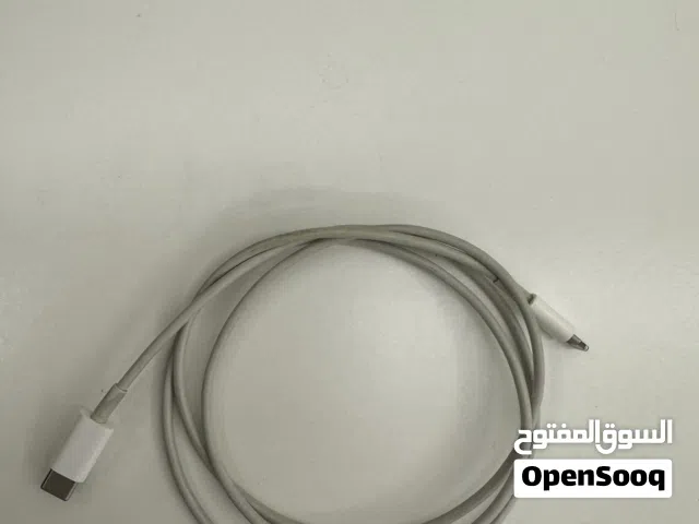 شاحن ايفون اصلي وارد امريكا بحال الجديد