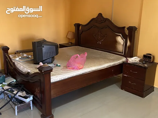 للبيع اثاث نوم بحريني