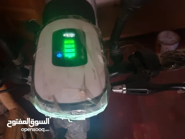 للبيع: سكوتر كهربائي "نظيف كأنه جديد"