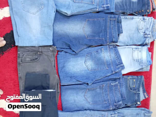 بنطلون رجالي عدد 13 خالي من العيوب