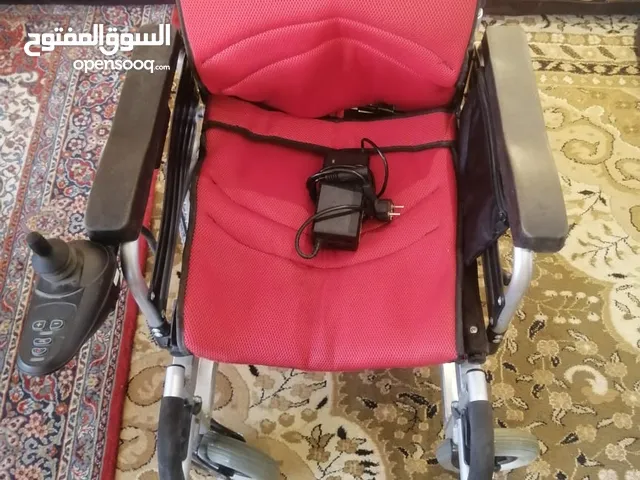 كرسي ذوي الاحتياجات الخاصة شحن