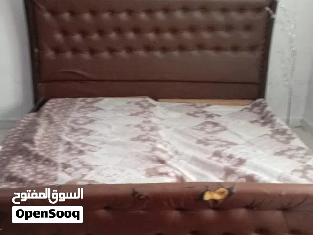 سرير خشب لاتيه 18 اندونيسي مدهون  قياس مترين في مترين مقشط زان ارجل الراسيات زان فخاد لاتيه